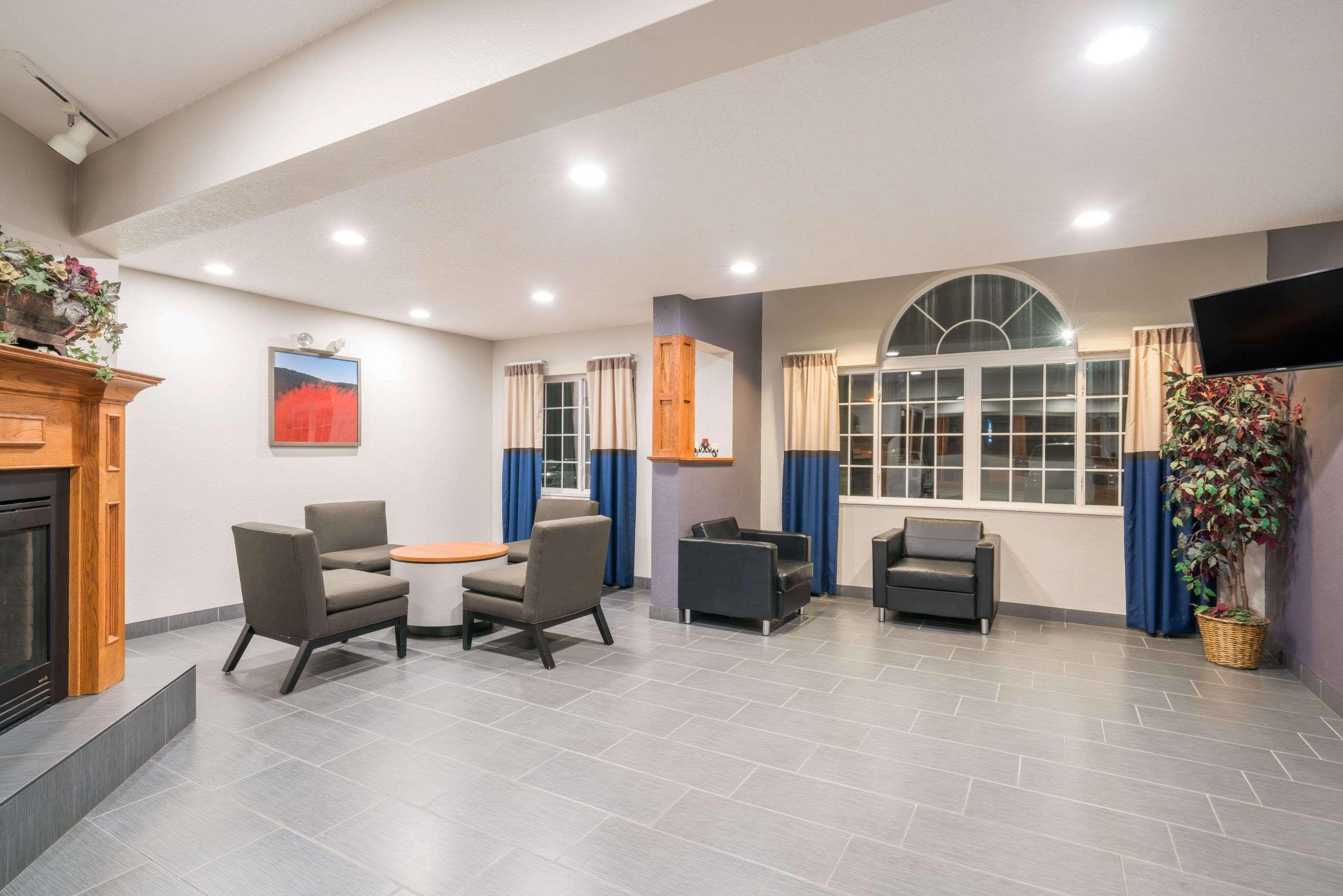 Microtel Inn & Suites By Wyndham Springfield Exteriör bild